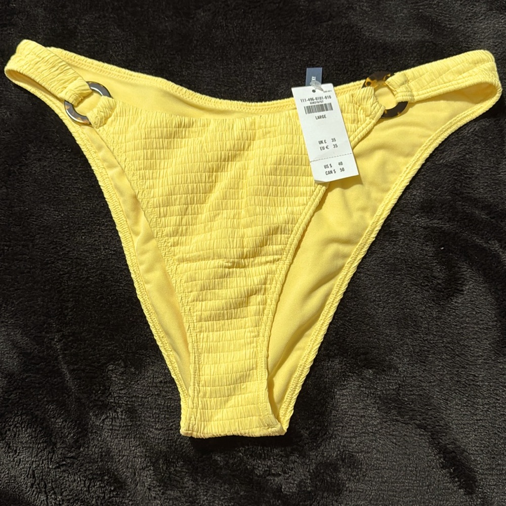 O-ring Yellow High-Leg Cheeky Bikini Bottom